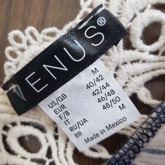 Blue,brown,green,brown,, floral Venus flowy top. - Picture 4 of 7